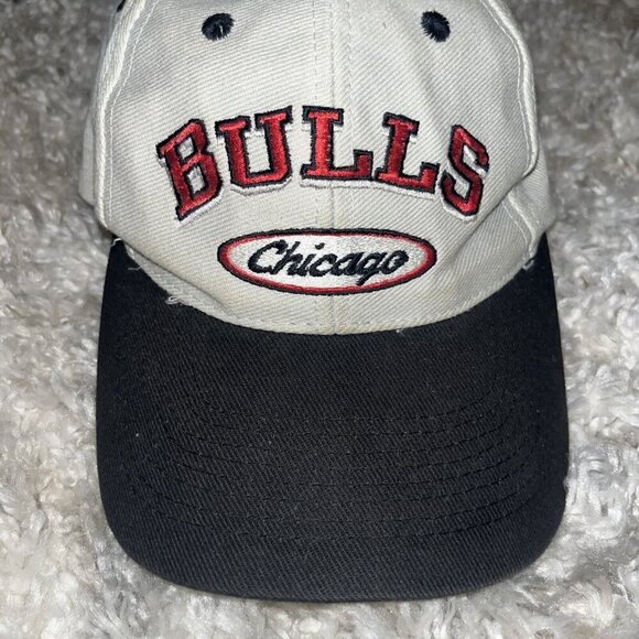 Vintage LOGO ATHLETIC LA Chicago Bulls Snapback Hat Cap 90s NBA Michael Jordan - Picture 2 of 11